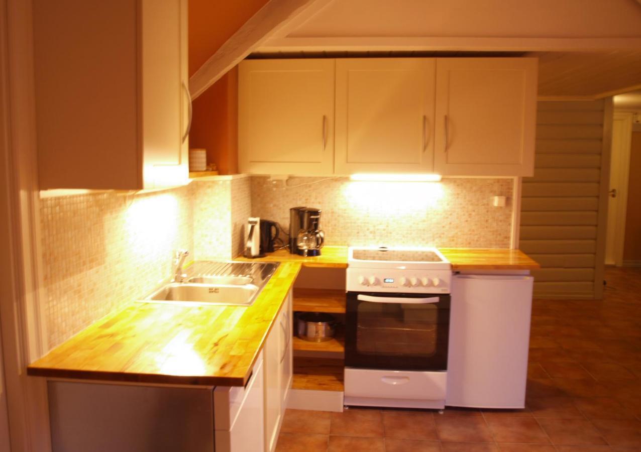 5 Bedrooms, Large Apartment With Nice View And Nature Herand エクステリア 写真