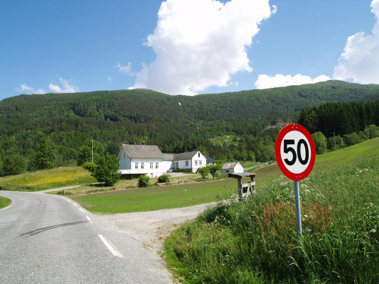 5 Bedrooms, Large Apartment With Nice View And Nature Herand エクステリア 写真