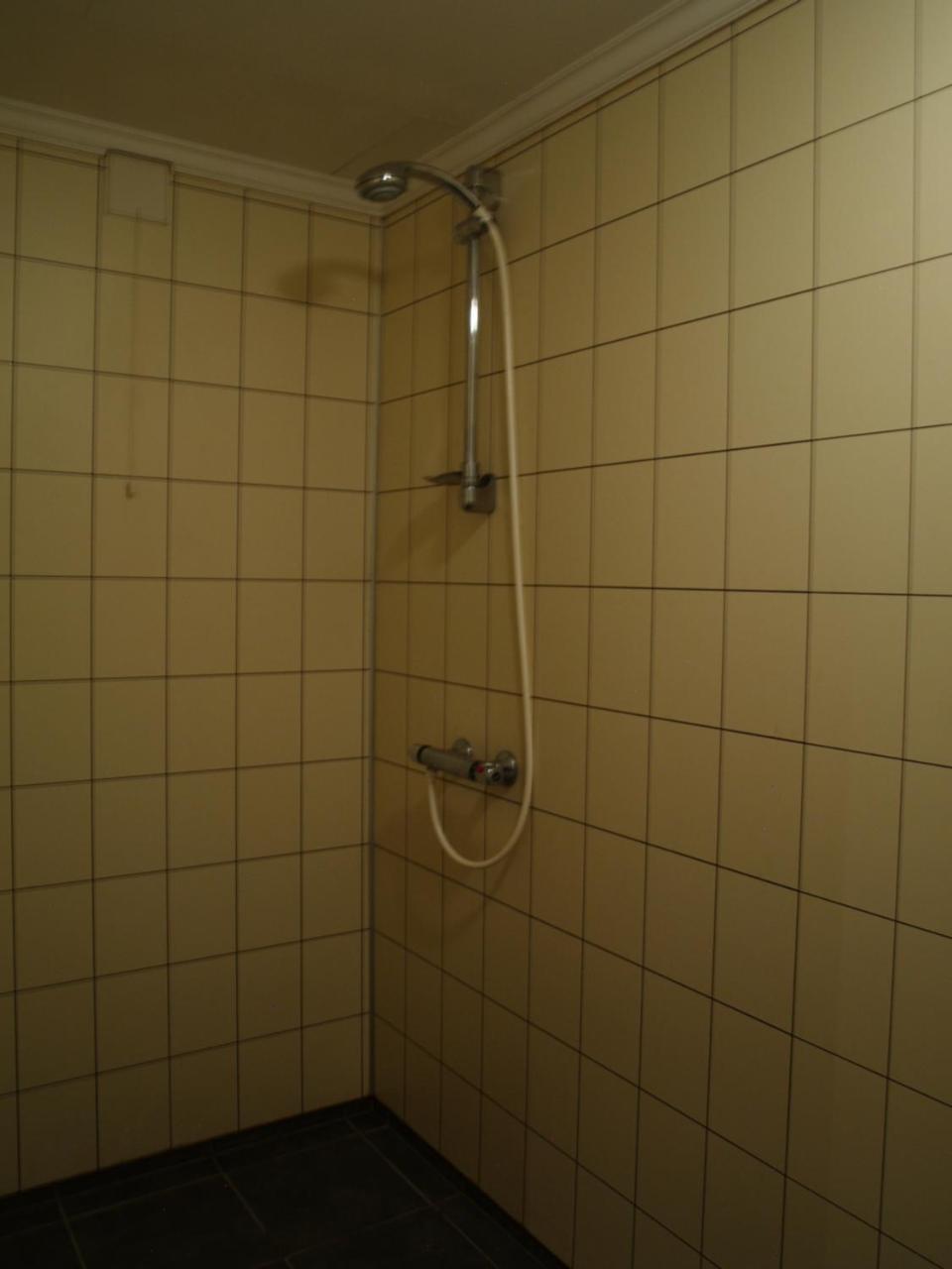 5 Bedrooms, Large Apartment With Nice View And Nature Herand エクステリア 写真