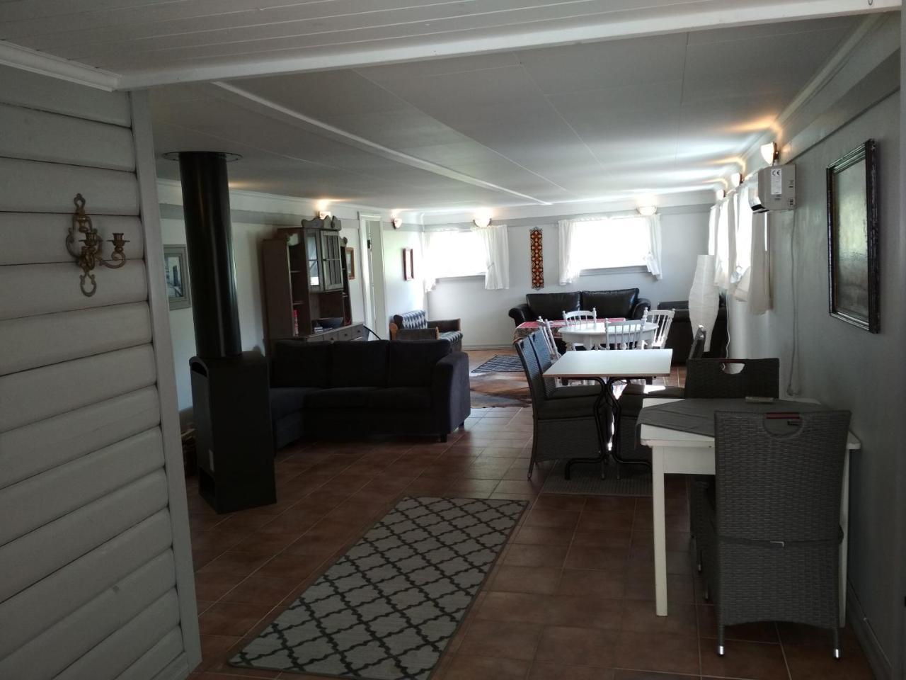 5 Bedrooms, Large Apartment With Nice View And Nature Herand エクステリア 写真